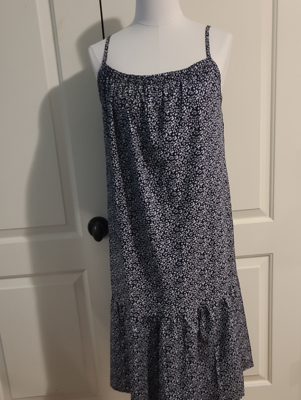 NWOT Black And White Micro Floral Shift Dress